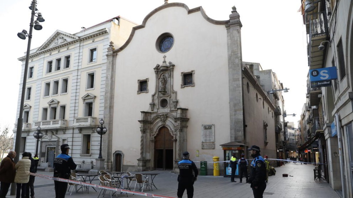 L’Eix Comercial va estar tallat entre el carrer Cavallers i la plaça Sant Francesc.