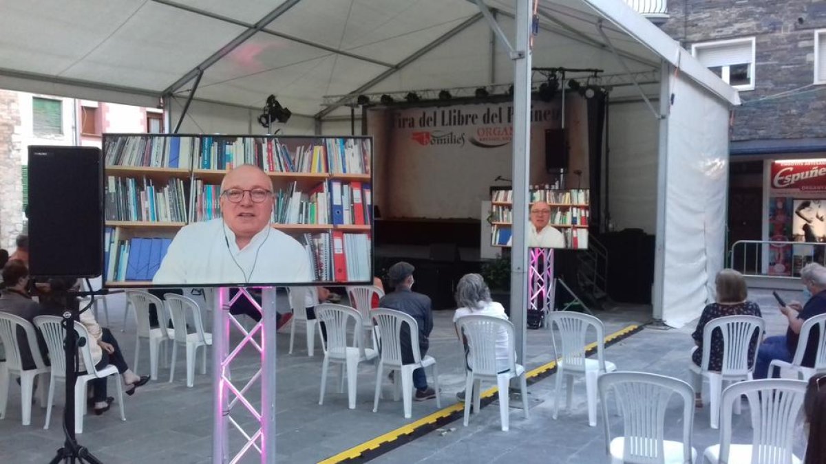 El exconseller Lluís Puig abrió el certamen de forma telemática.