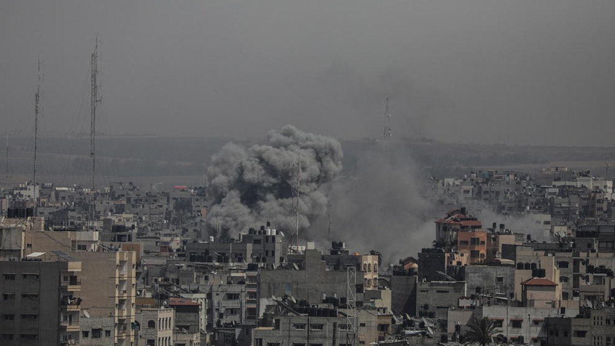 El disparo de cohetes desde Gaza.