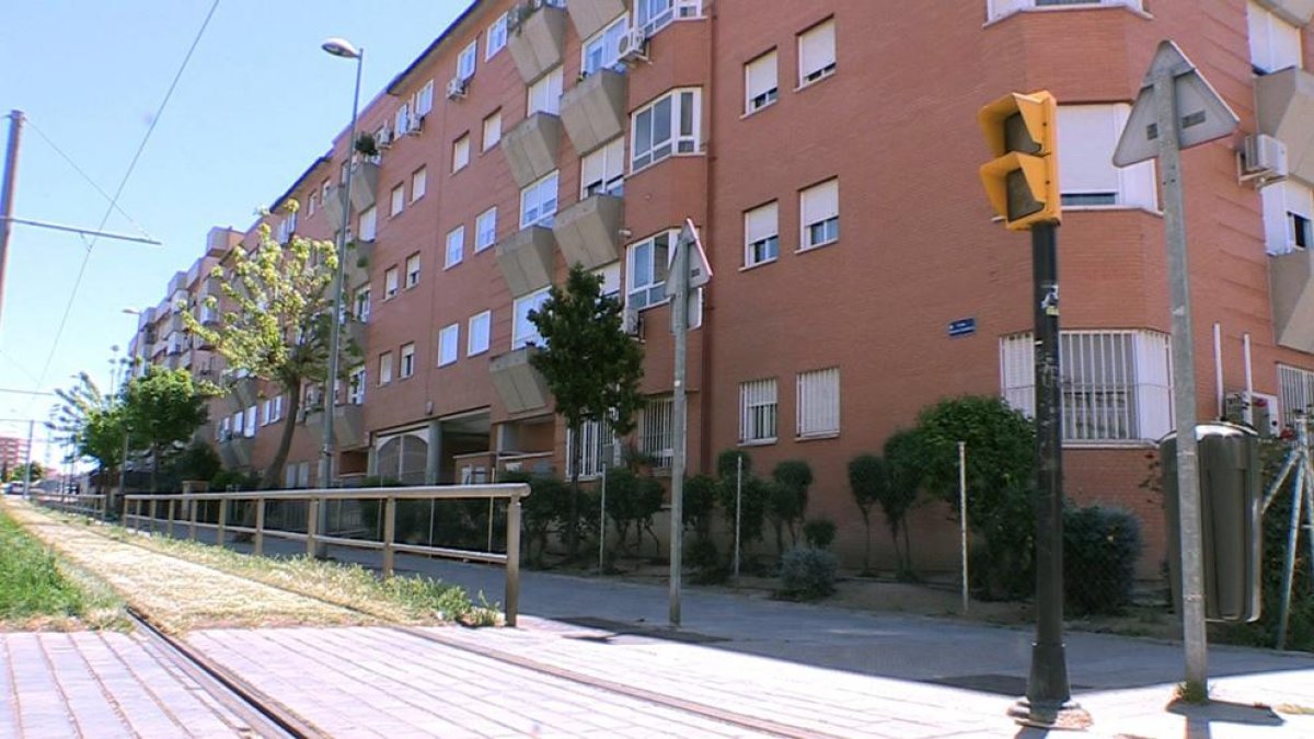 El cadáver de la víctima fue hallado ayer en su vivienda.