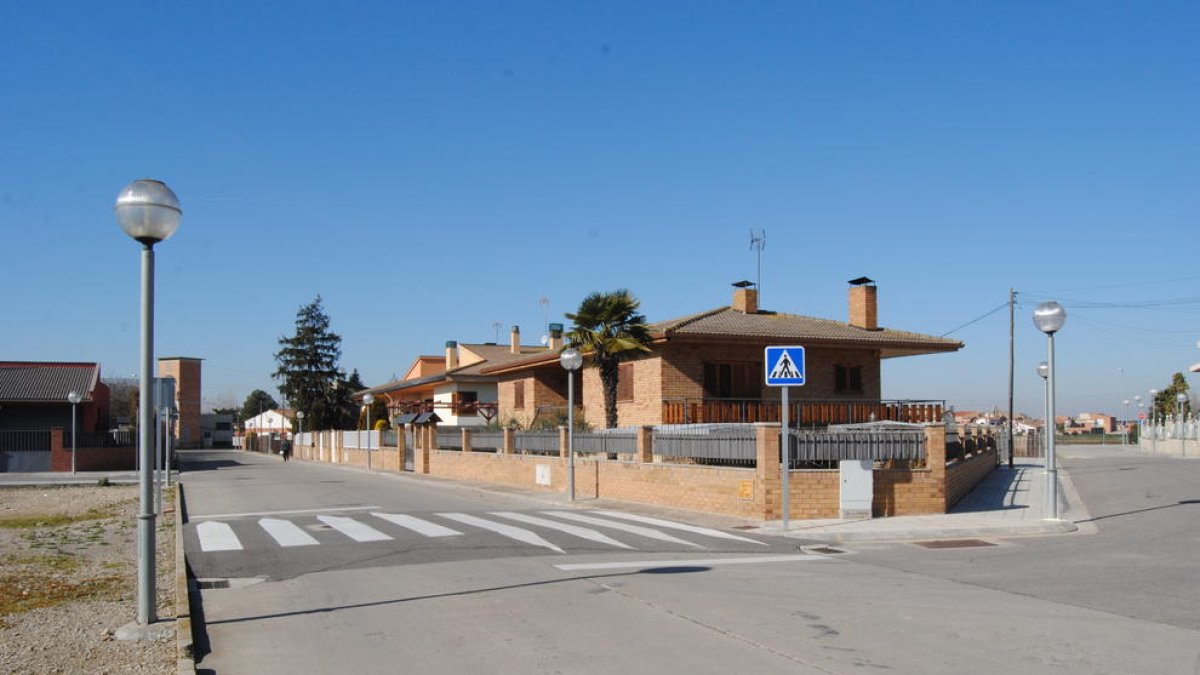 La calle del Àngel en Fondarella.