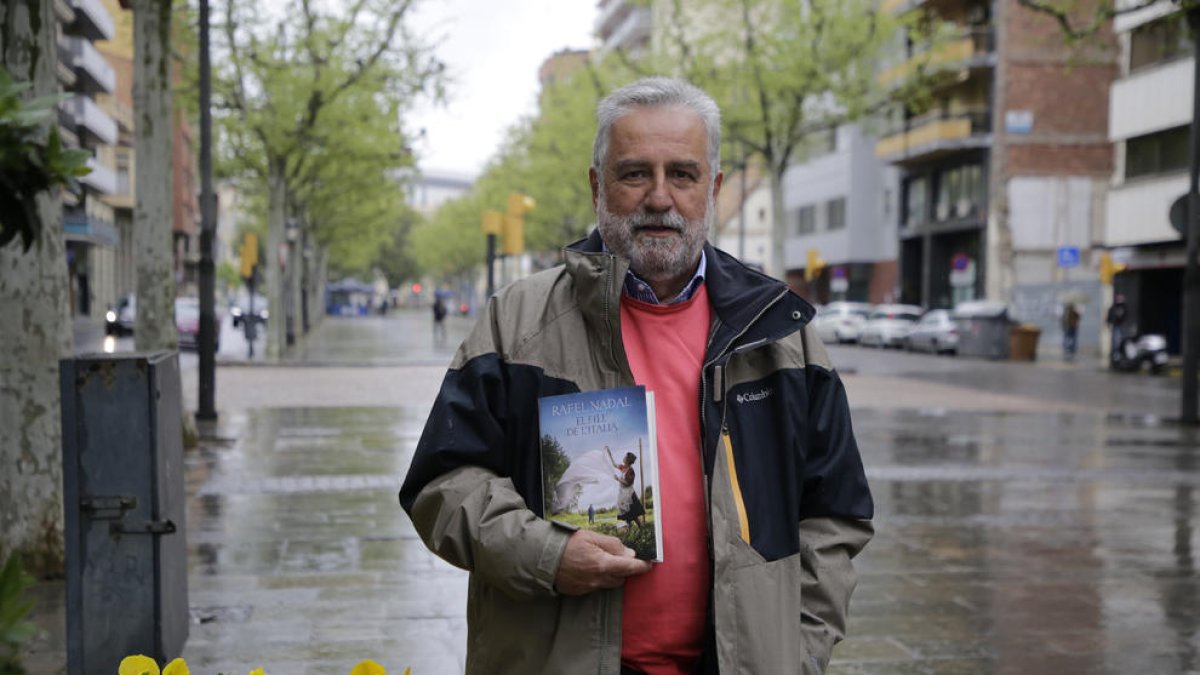 Rafel Nadal, autor de ‘El fill de l’italià’, ayer en Lleida.