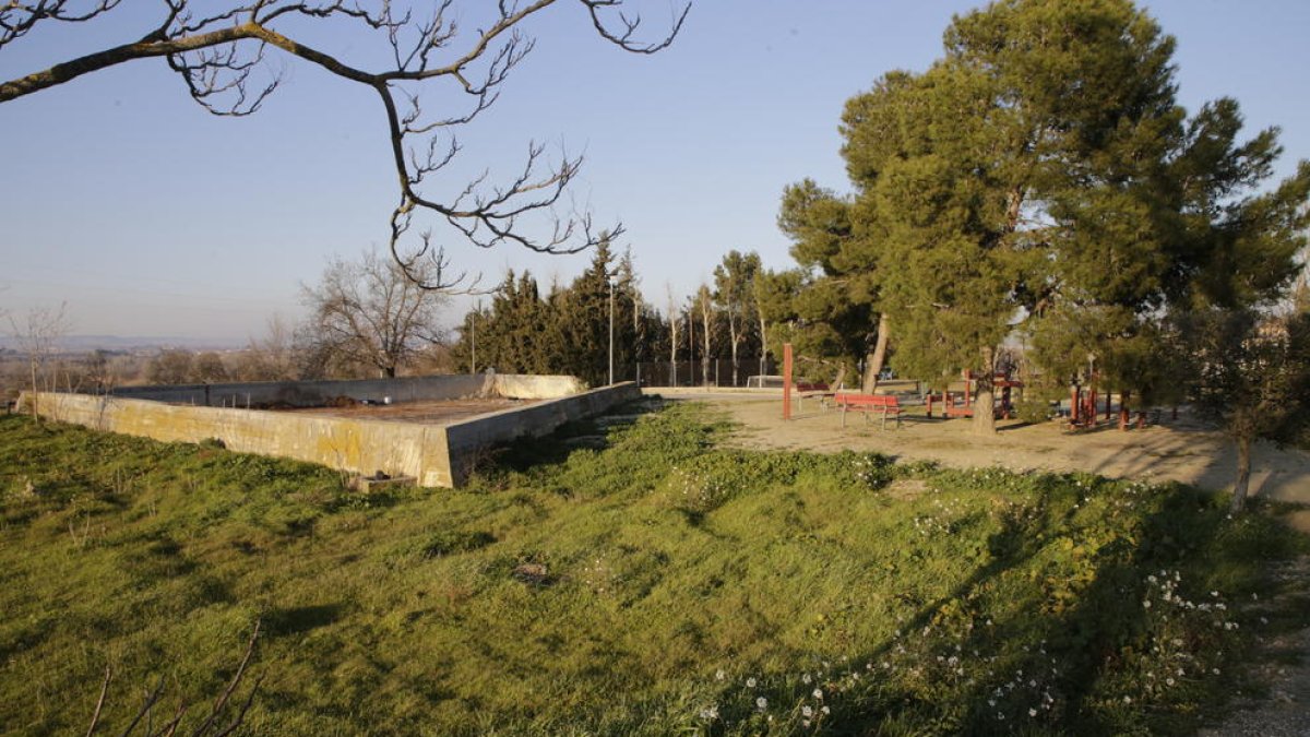 Imatge del lloc on preveuen construir les piscines.