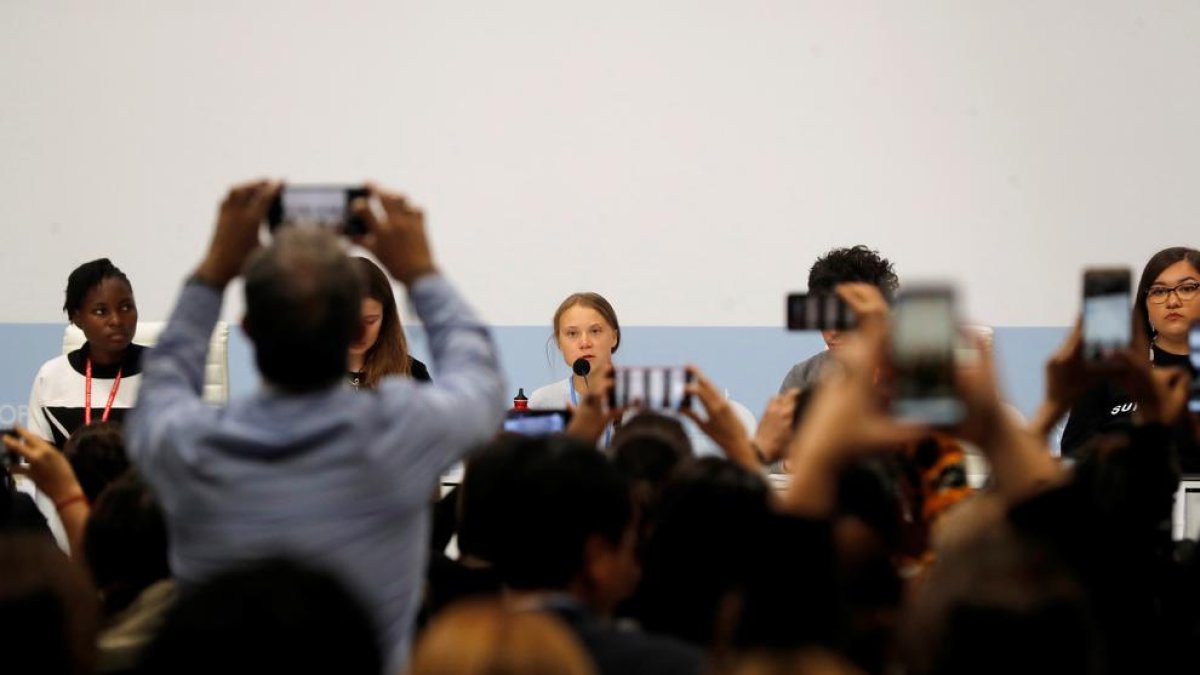 La joven activista sueca Greta Thunberg, este lunes durante la rueda de prensa en Madrid.