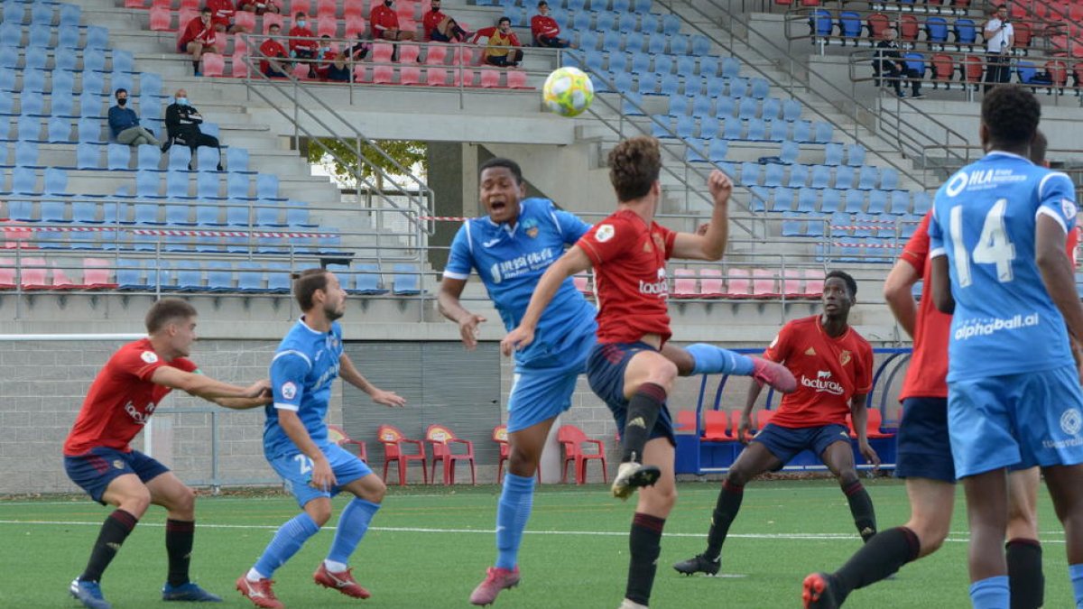El Lleida mejoró en la segunda parte, en la que consiguió igualar el marcador adverso.