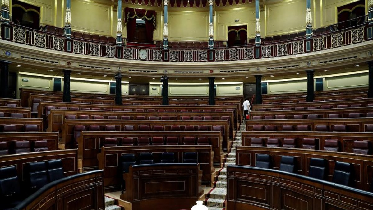 El partido RISA, un 'yayopartido', una lista feminista y otra libertaria, los otros candidatos a las Cortes