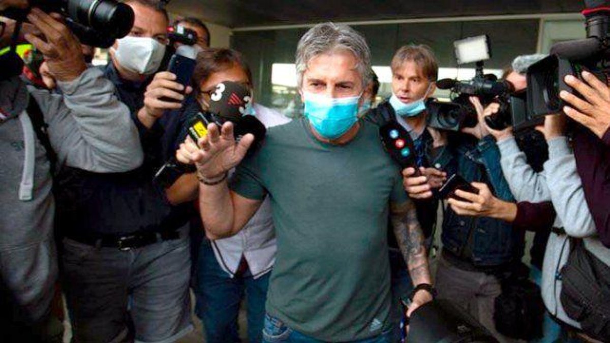 L’assetjament mediàtic a Jorge Messi.