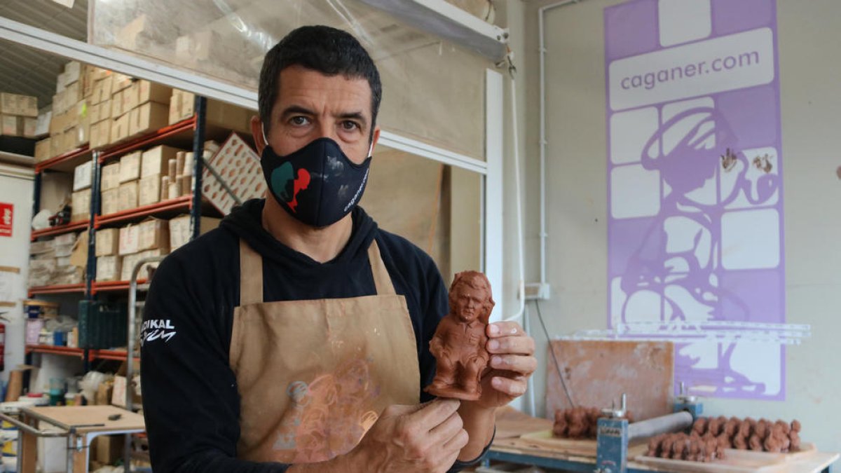 Fernando Simón, polítics amb mascareta, Ansu Fati, Ronald Koeman i Pau Donés, nous Caganers