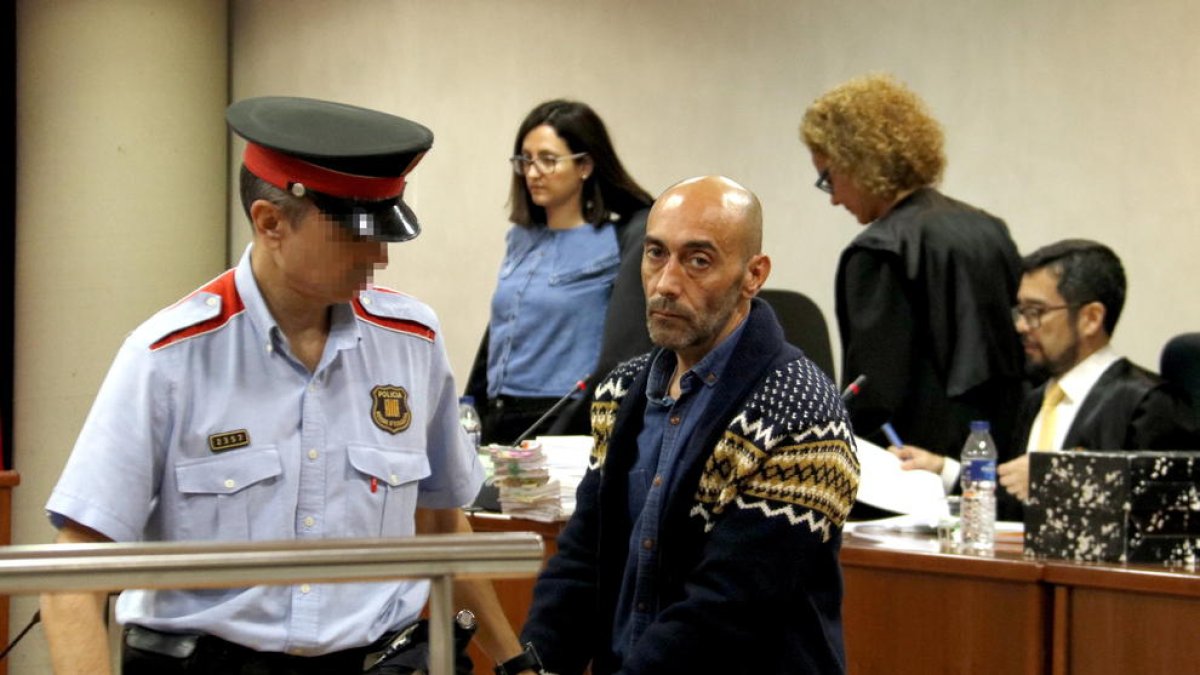 Jordi Lanuza, ayer tras la tercera sesión del juicio.
