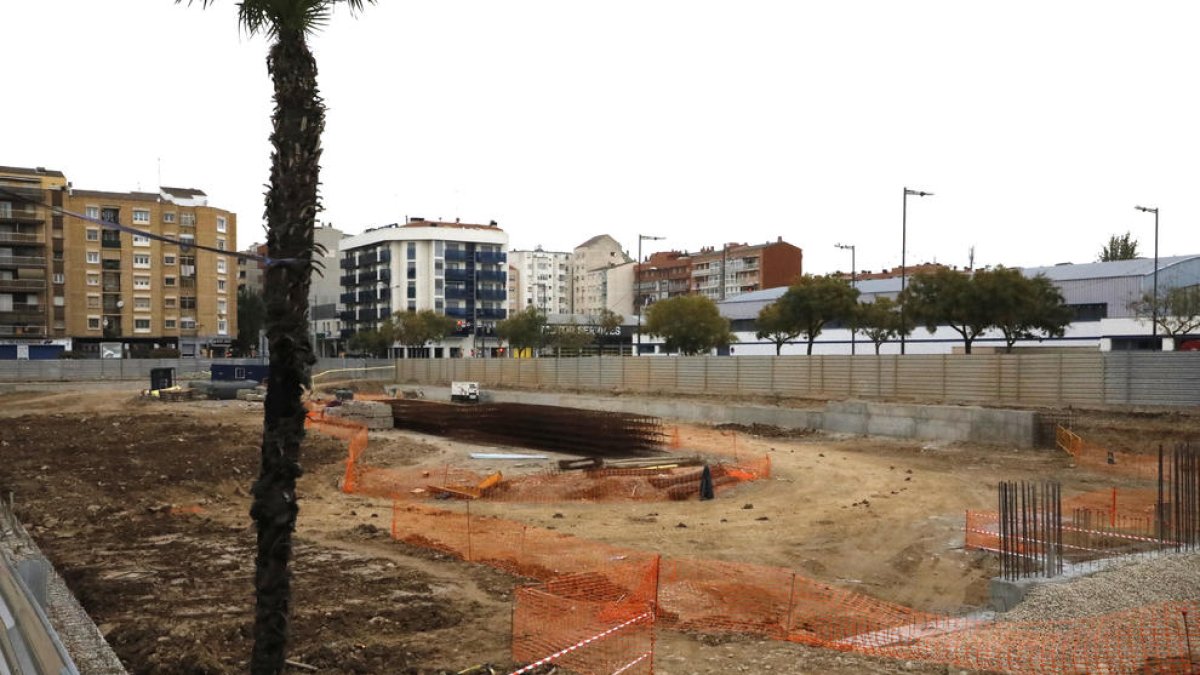 Imagen de archivo de las obras de las torres de la Llotja, en el barrio de Pardinyes.