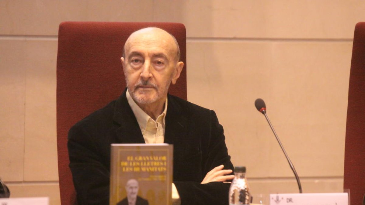 Frederic Vilà durant l’homenatge que li van fer el 2015 a la UdL.