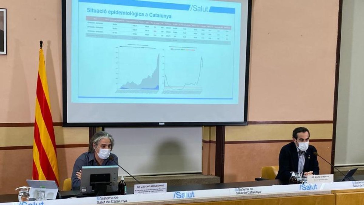 Mendioroz y Ramentol en un momento de la rueda de prensa.