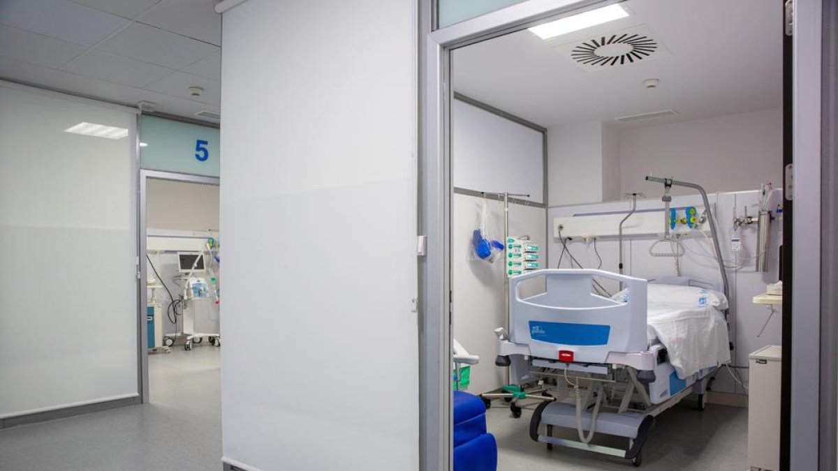 Espanya notifica una altra mort per covid però rebaixa a 52 les setmanals