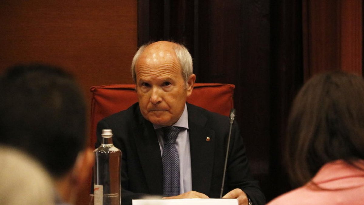 José Montilla, durant la Comissió del Parlament.