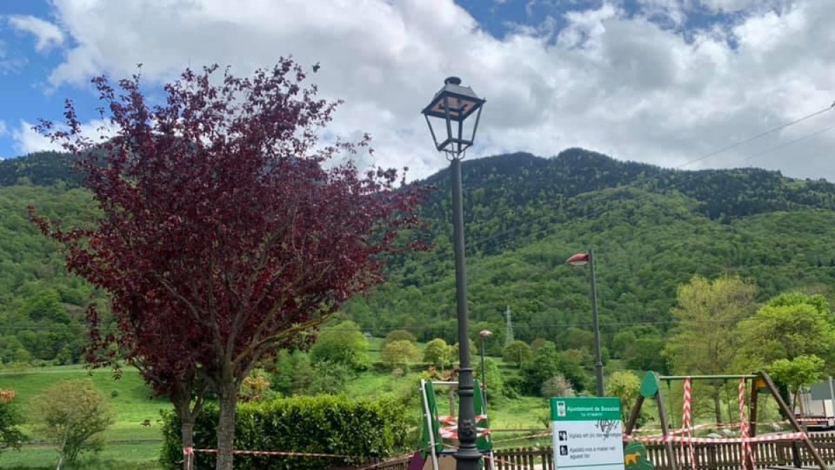 Imatge d’un dels fanals que s’han substituït.