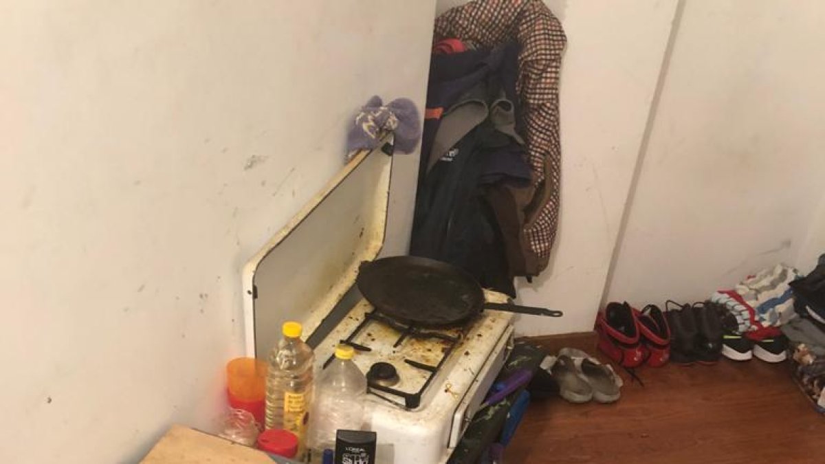 Així van deixar un habitatge de la Zona Alta desallotjat fa poc.
