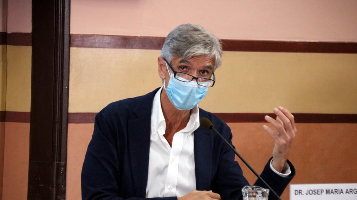 El secretari de Salut Pública, Josep Maria Argimon, en una roda de premsa.