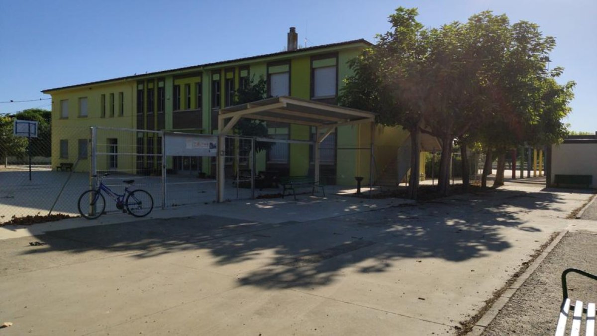 L’escola del Palau a l’avinguda Sant Roc, que s’ampliarà.