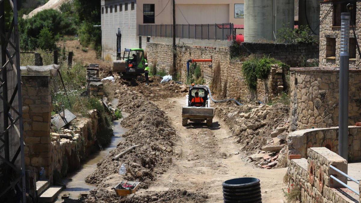 Obras en Vinaixa este verano en conducciones de la Mancomunitat.