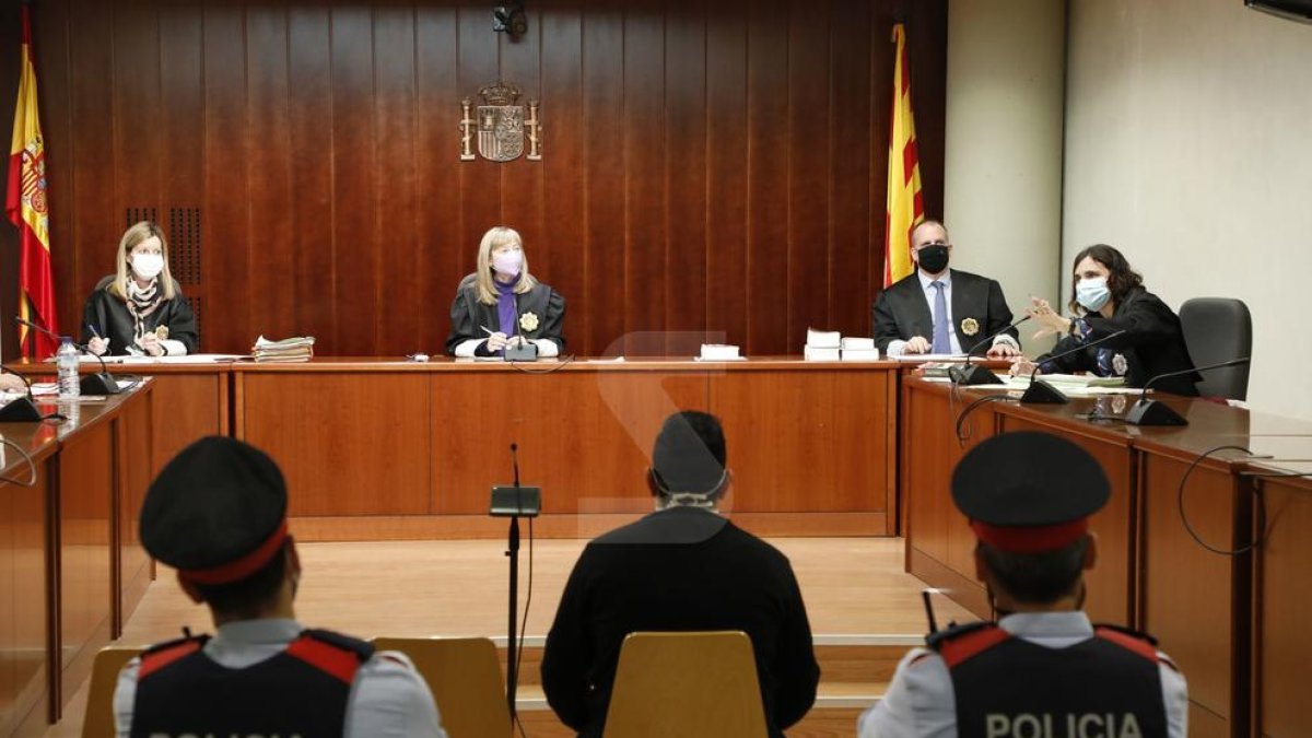 La Fiscalia diu que l'acusat d'apunyalar un home a Cervià 