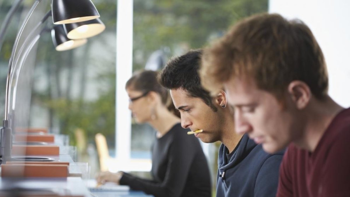 Repasos e idiomas presenciales y online en Formació Miró