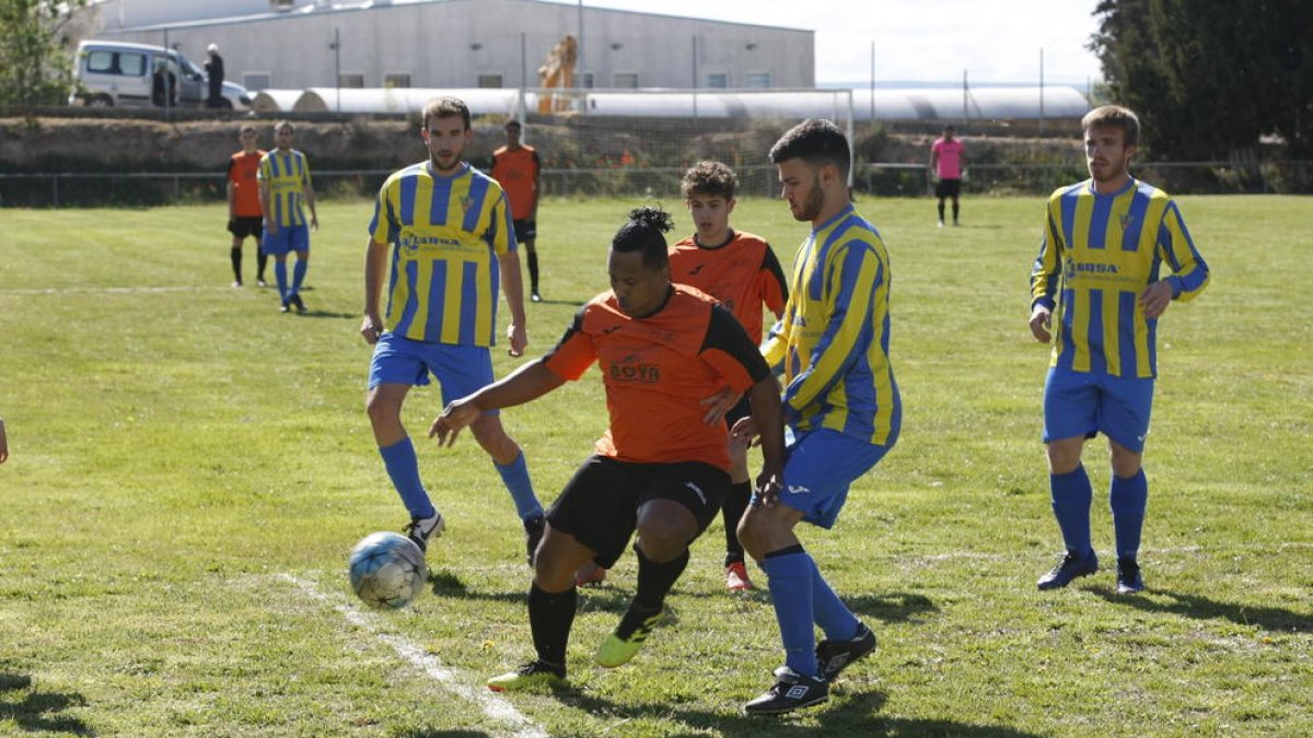 Una acció del partit d’ahir a Sudanell.