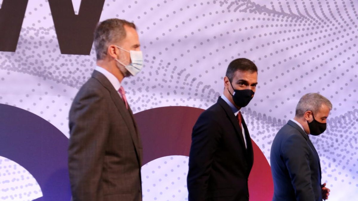 Felip VI demana des de Barcelona mantenir