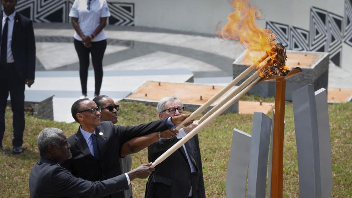 Ruanda recuerda el 25 aniversario del genocidio de tutsis y hutus