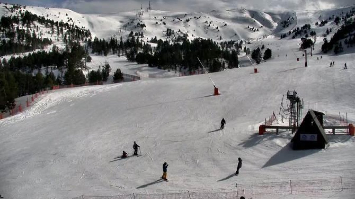 Les pistes de Port Ainé ahir després del temporal de dissabte.