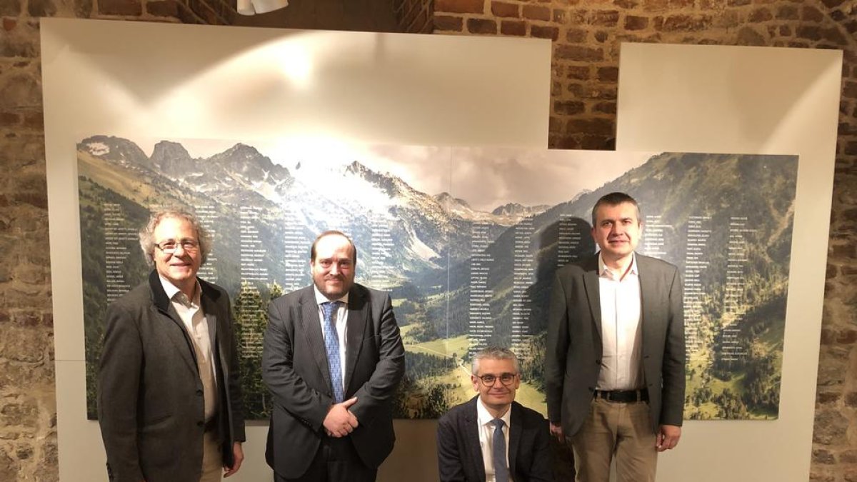 Cracòvia recorda el pas de jueus pel Pirineu