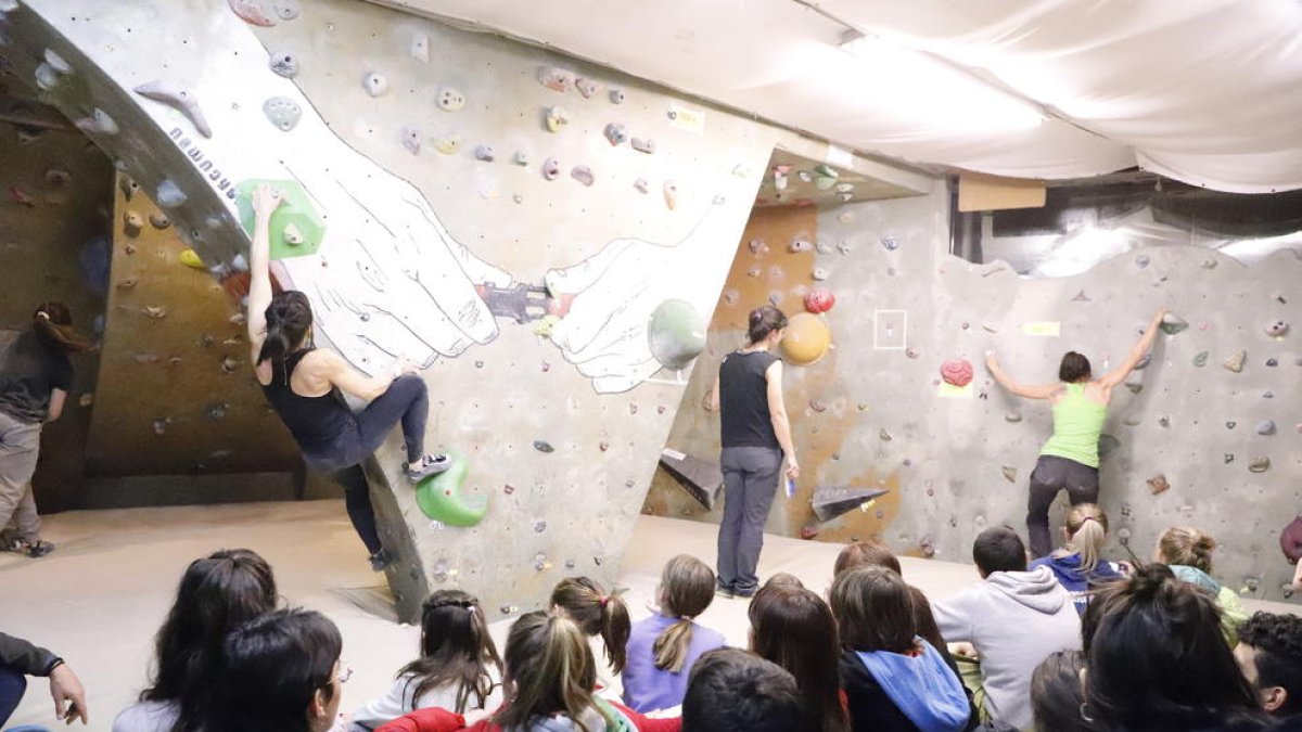 Gómez i Segura guanyen l’Open d’escalada