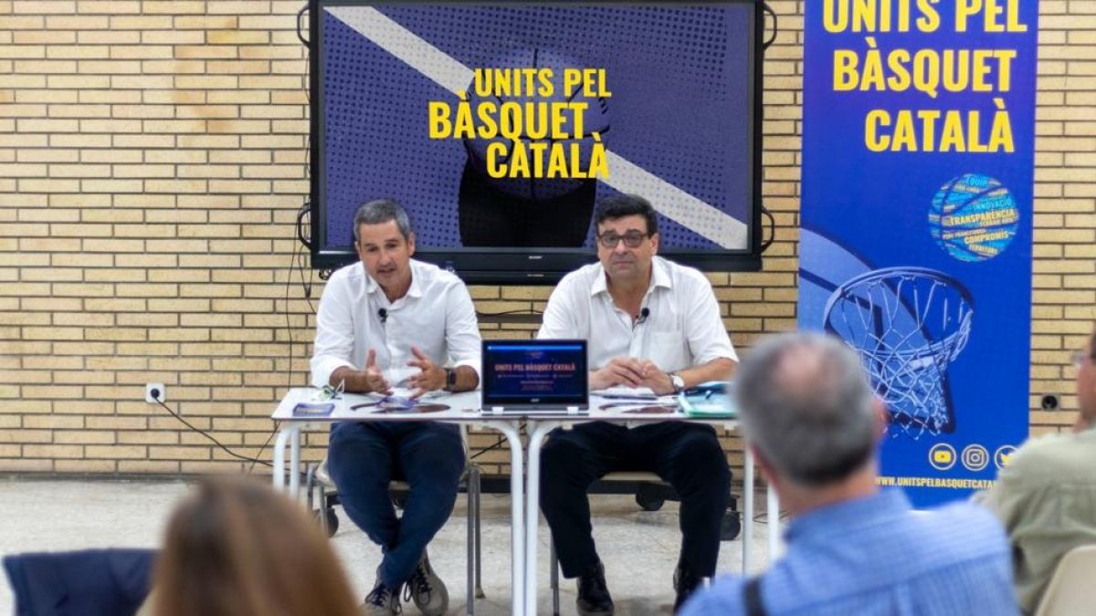 Francitorra y Aril, durante la presentación del programa electoral.