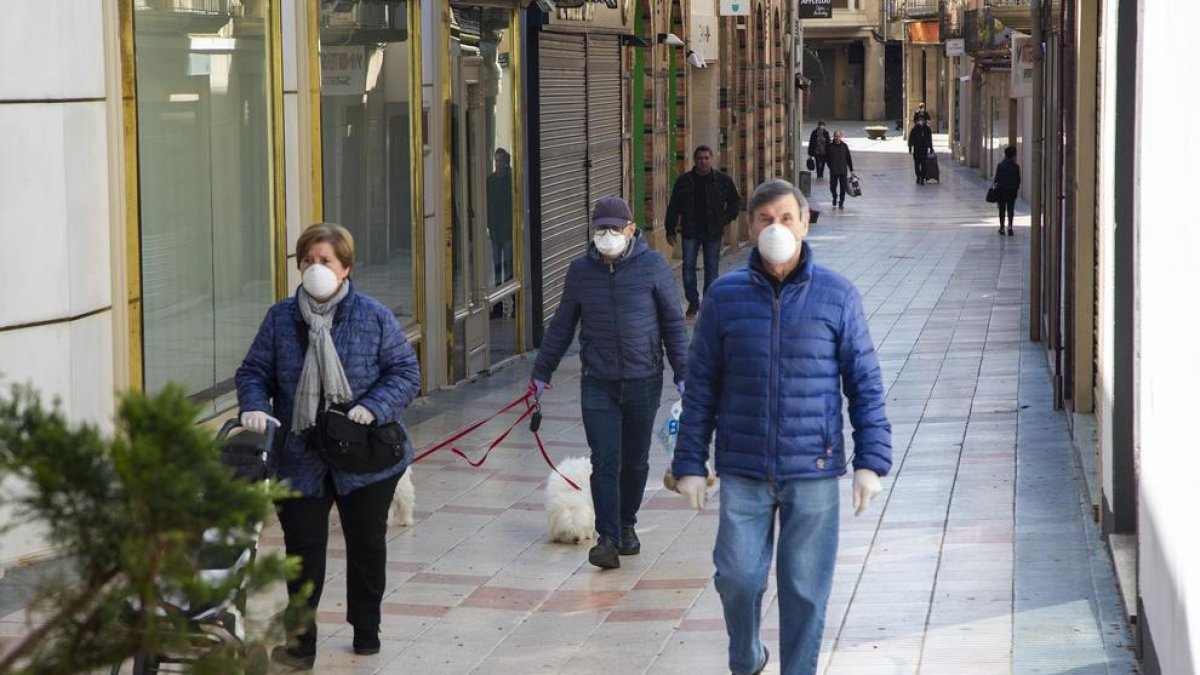 La calle Santa Anna de Tàrrega el pasado lunes, día de mercado semanal.