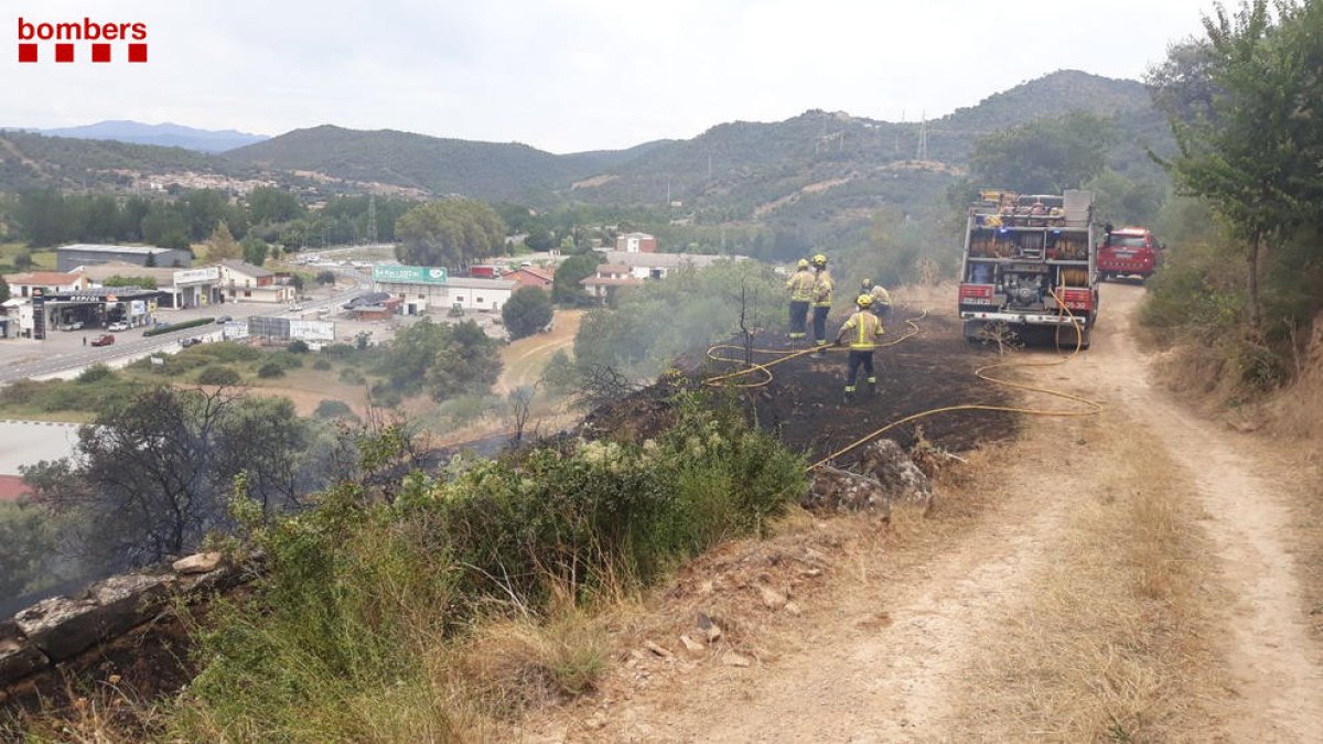Imagen del incendio declarado en Ponts.