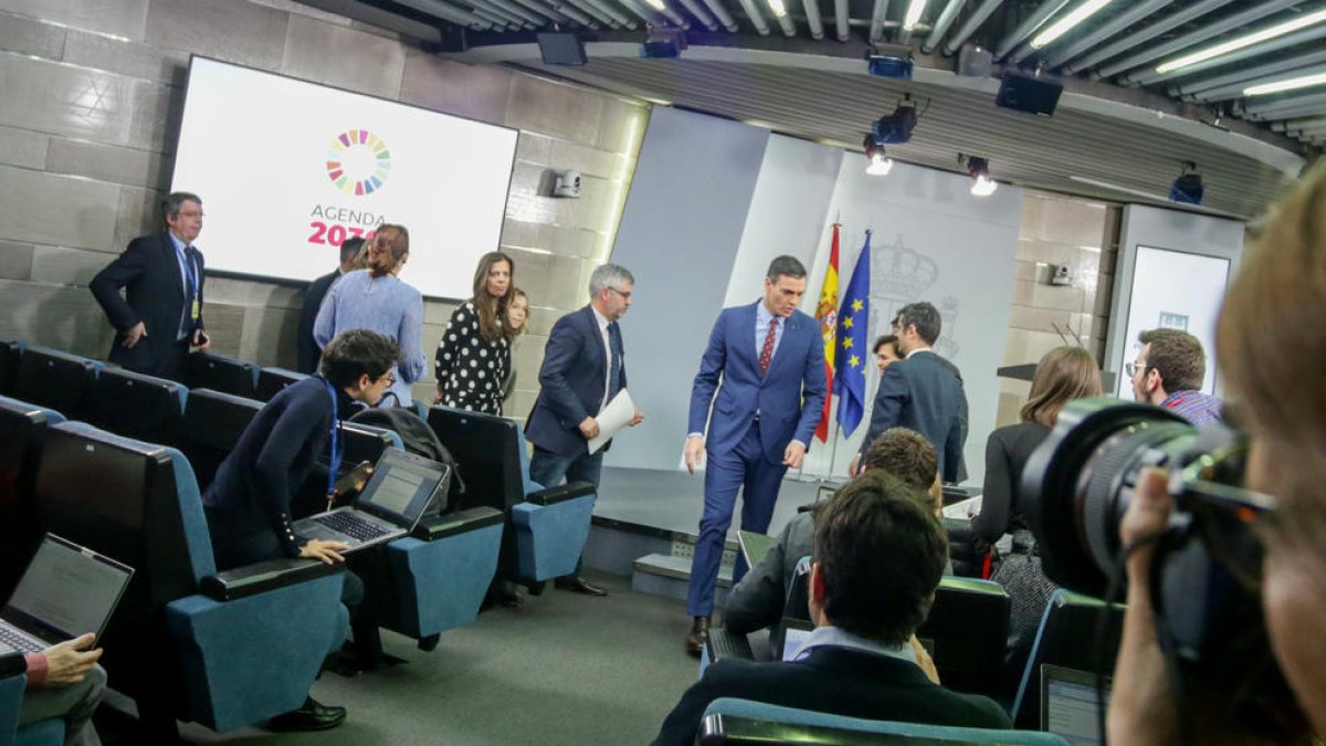 Pedro Sánchez informó de la composición de su Gobierno en una declaración institucional en el Palacio de la Moncloa.