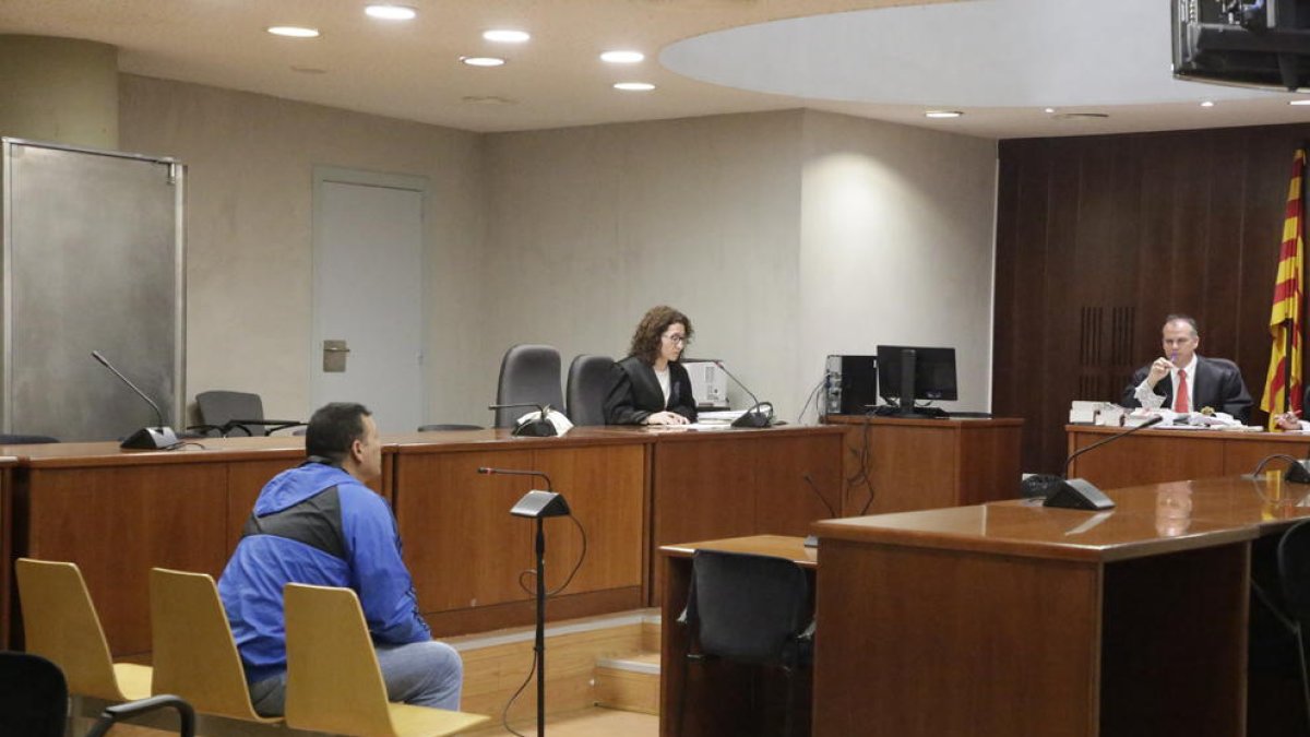 El juicio se celebró ayer en la Audiencia de Lleida.