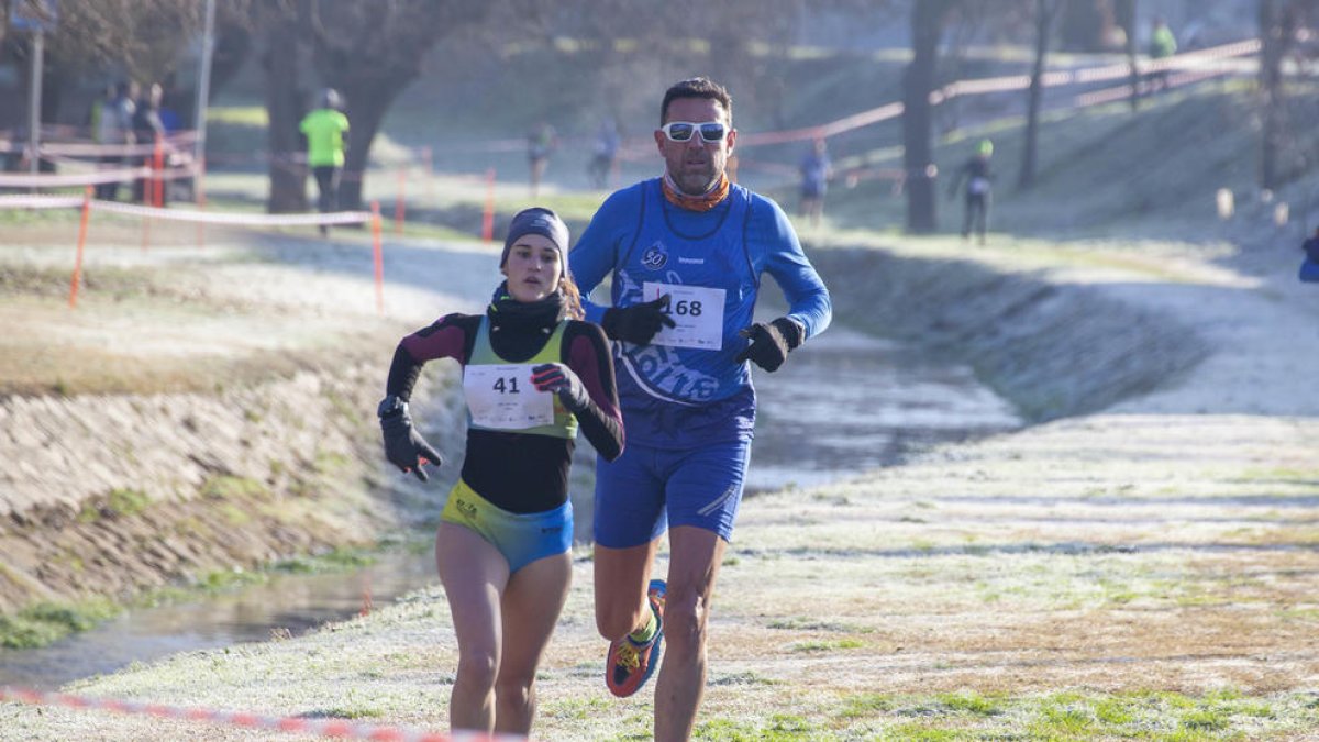 Más de 320 atletas en el cross escolar de Agramunt