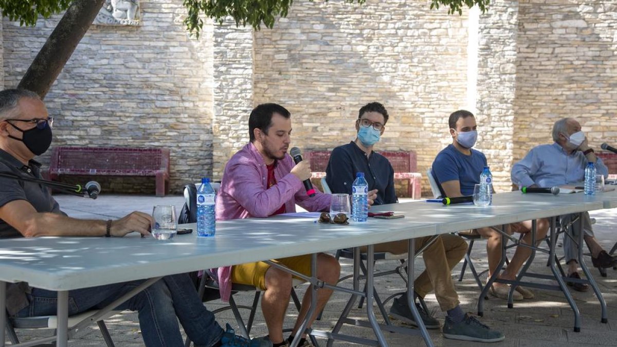 El debate, que formaba parte de las Festes de Setembre, tuvo lugar ayer al mediodía en La Soll.