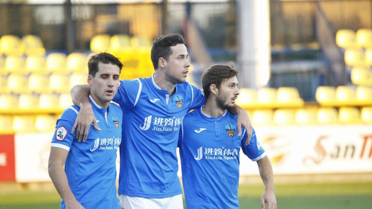 El Lleida perd en el camp del líder