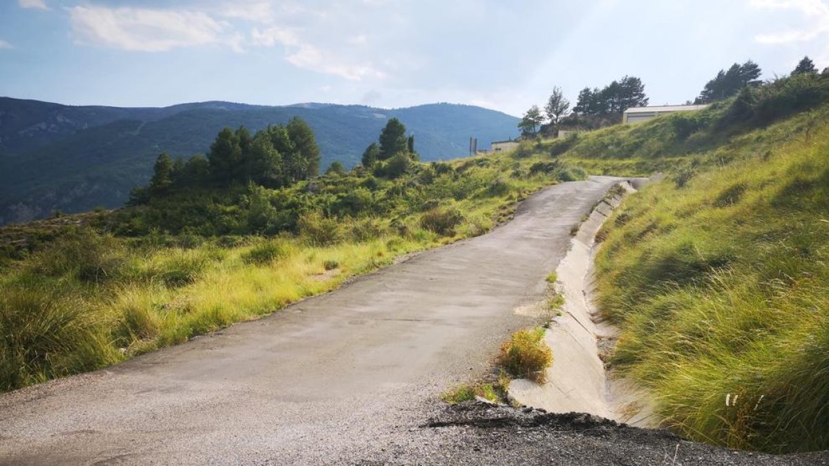 El acceso al núcleo de Gotarta.