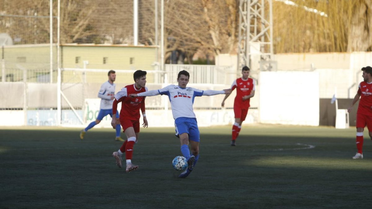 El Mollerussa va jugar un bon primer temps, però es va desdibuixar després del descans i va acabar perdent (1-3).