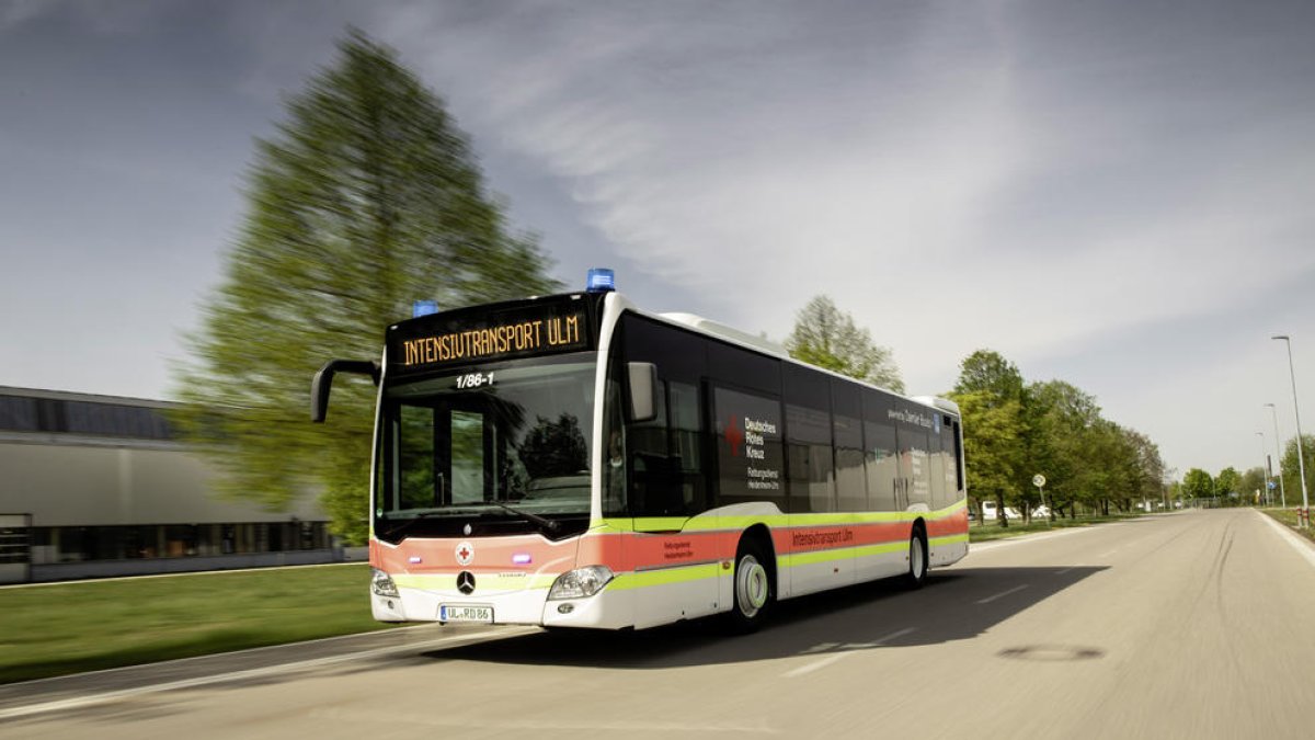 Un Mercedes Benz Citaro transporta pacients de Covid-19