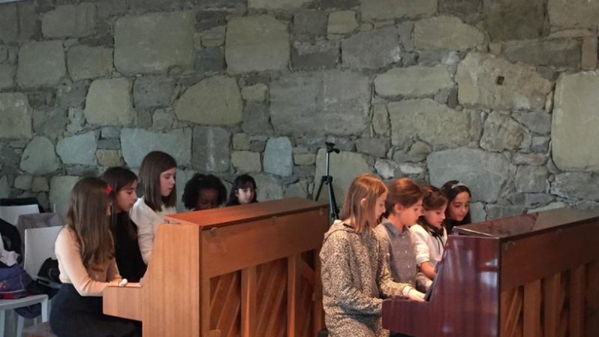 Exhibición de piano de los alumnos de la escuela municipal de La Seu