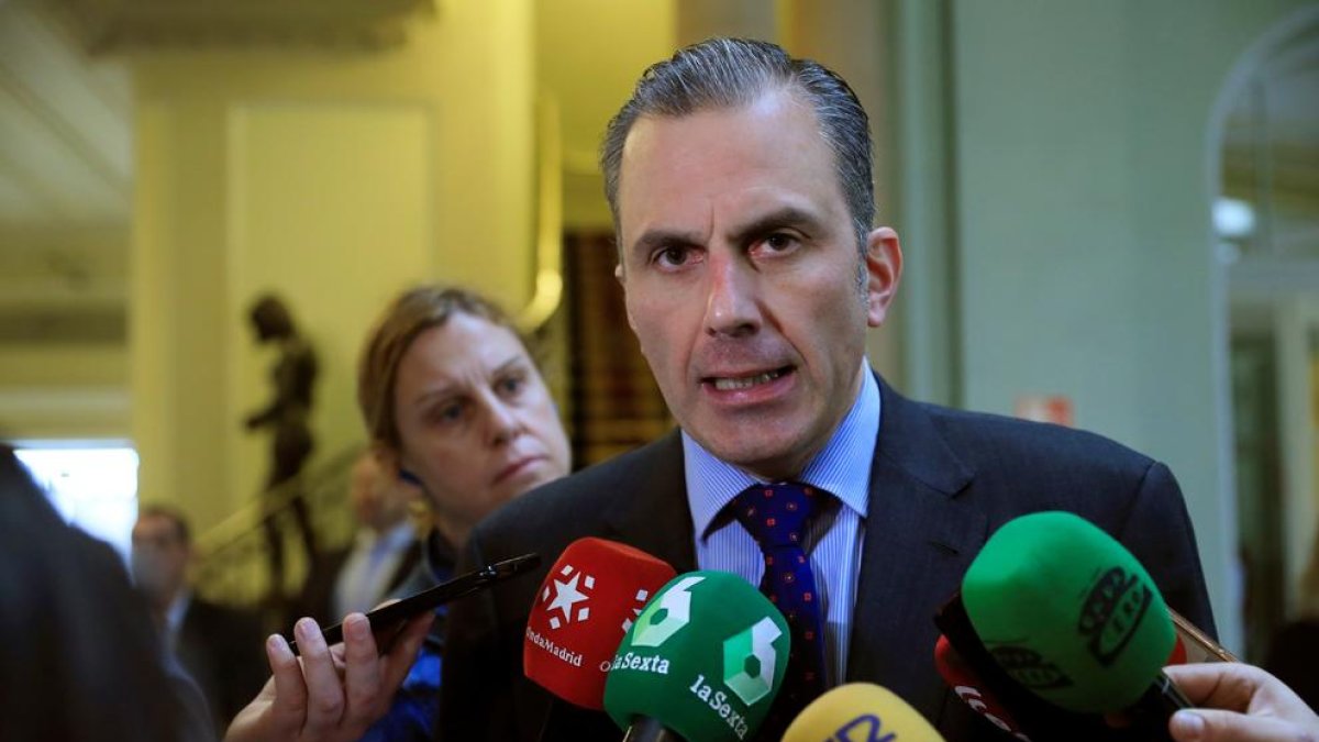 Ortega Smith dóna positiu en coronovirus i Vox assumeix l''error' de Vistalegre