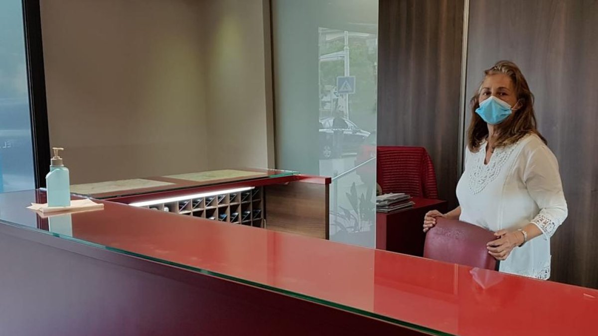 El matrimoni s’encarrega de tirar endavant l’hotel durant tot l’estat d’alarma.