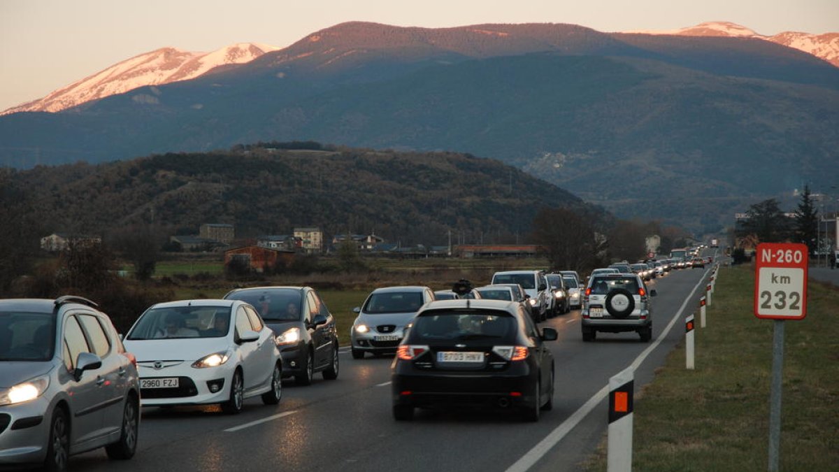 Ábalos se compromete con ERC a mejorar las condiciones del tramo leridano de la N-260