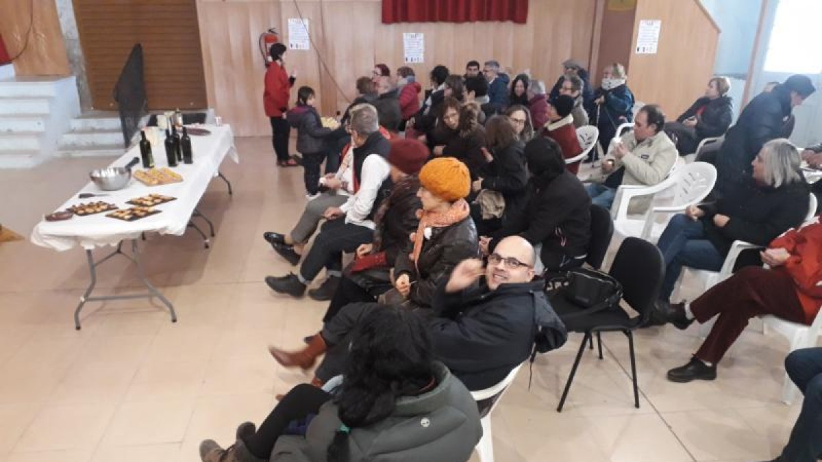 La demostració de cuina amb plats elaborats amb oli.