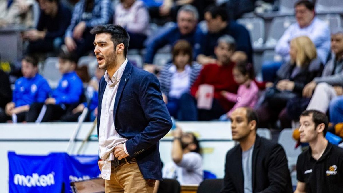 Gerard Encuentra, durante un partido de esta temporada.