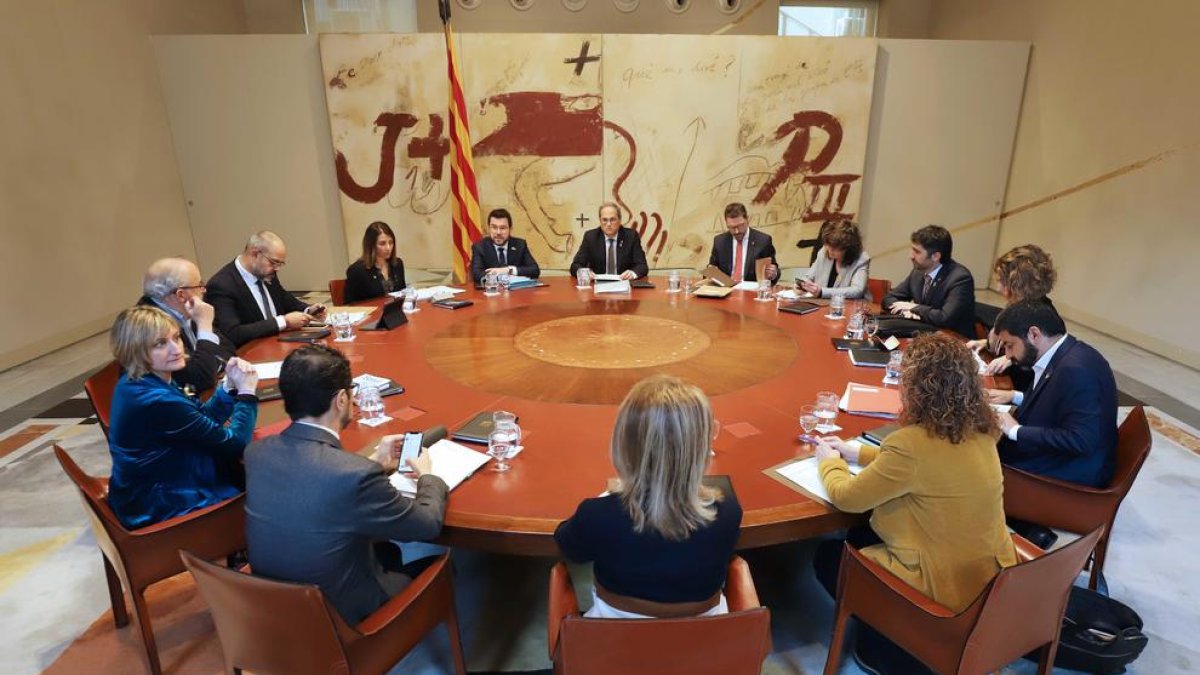 Reunión del Consell Executiu, ayer, en el Palau de la Generalitat.