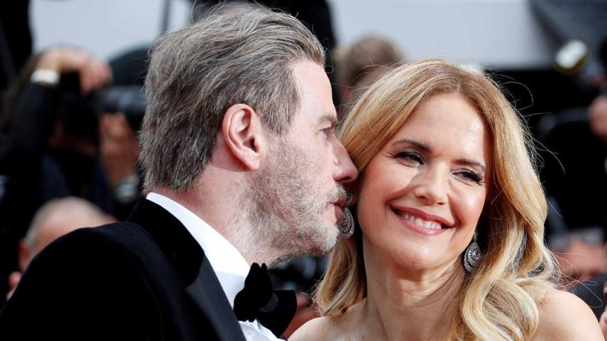 John Travolta y su esposa Kelly Preston en un festival de cine.
